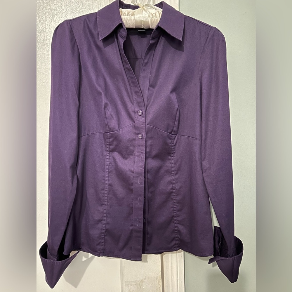 EUC Banana Republic long sleeve button dress shirt rich plum purple Sz 2 fitted